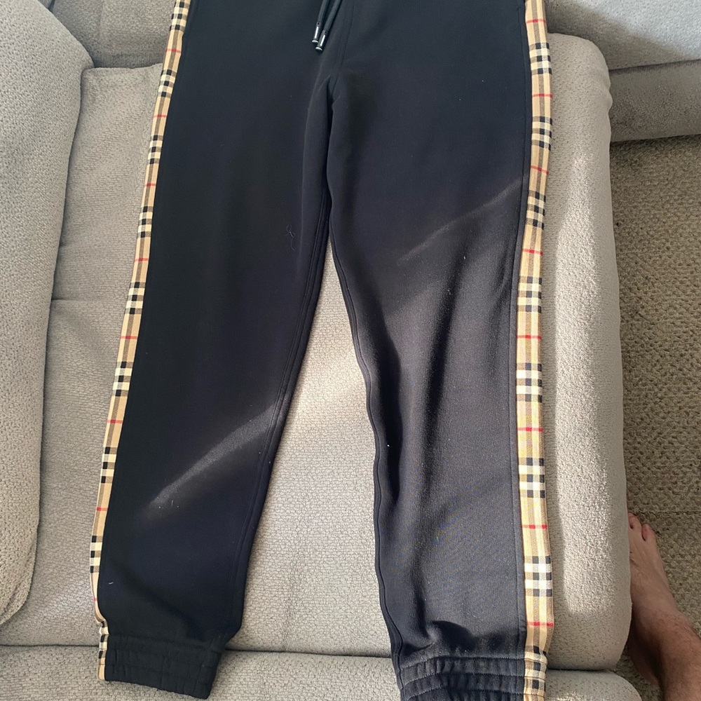 Brandnew Burberry sweats